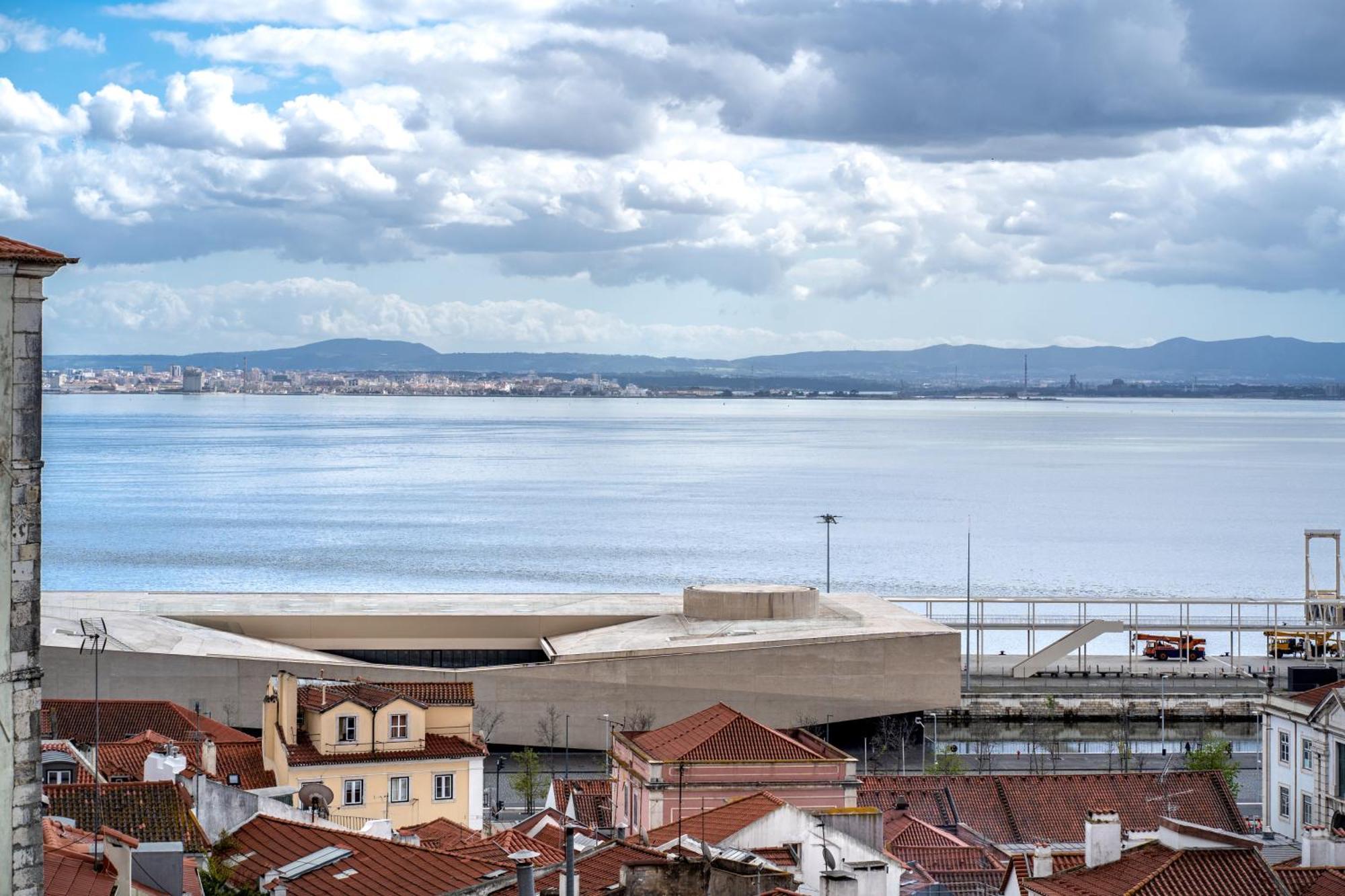 Alfama Terrace 360º - Private Terrace With Exceptional River View With A/C! Lisboa Ngoại thất bức ảnh